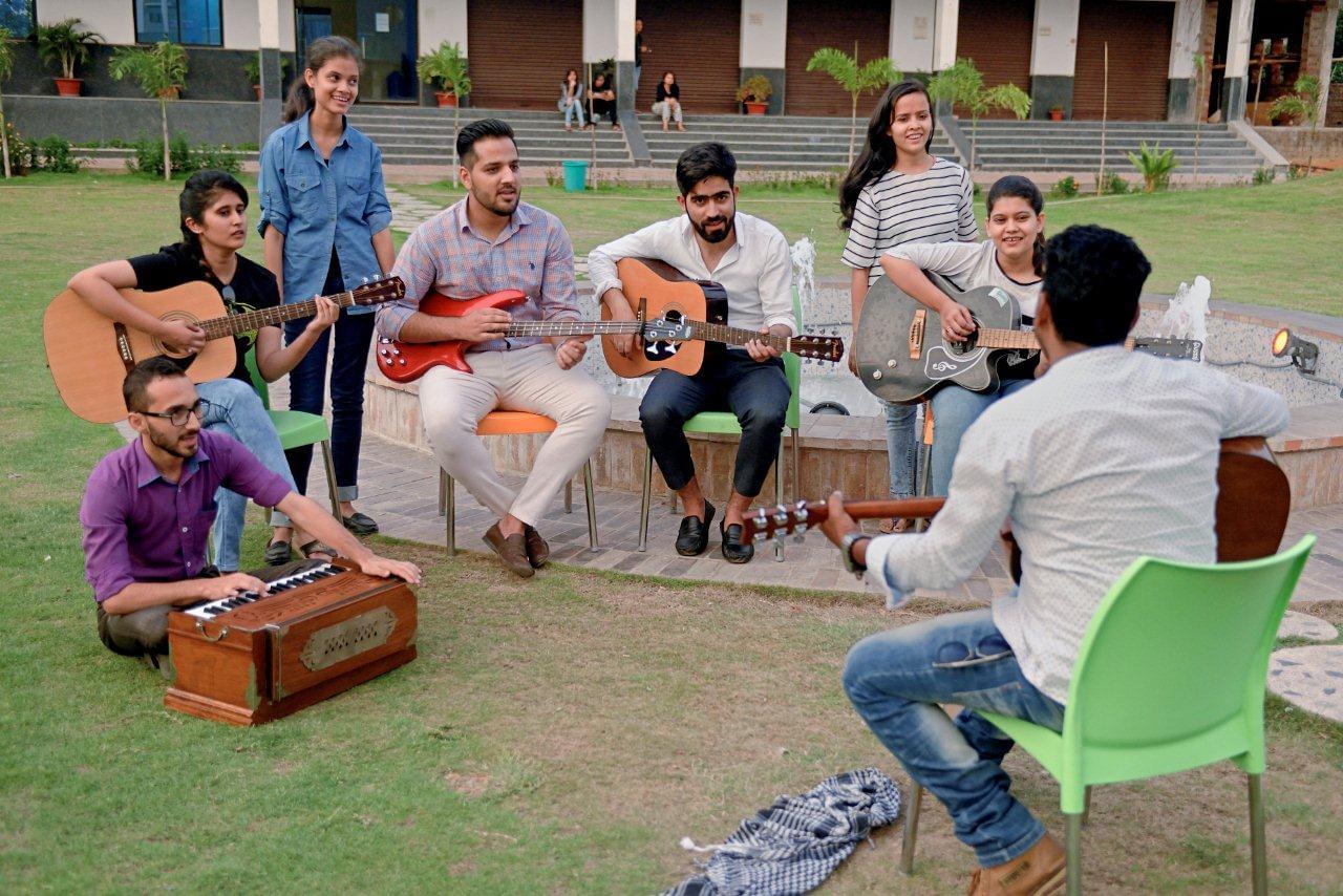 Shrinivas Institute of Paramedical Sciences Hazaribagh Campus photo 4